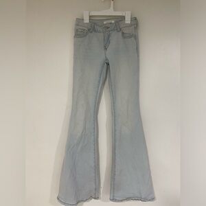 Women’s pacsun low rise flare jeans, size 24 in new condition
